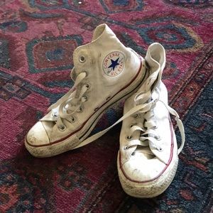 dirty white chuck taylors